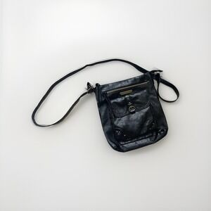Stone Mountain Embossed Smokey Irene Flap Hobo Black Mountain Crossbody‎ Bag